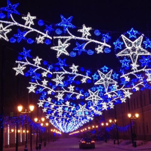 Новогодняя подсветка в парках и аллеях в Москве и МО